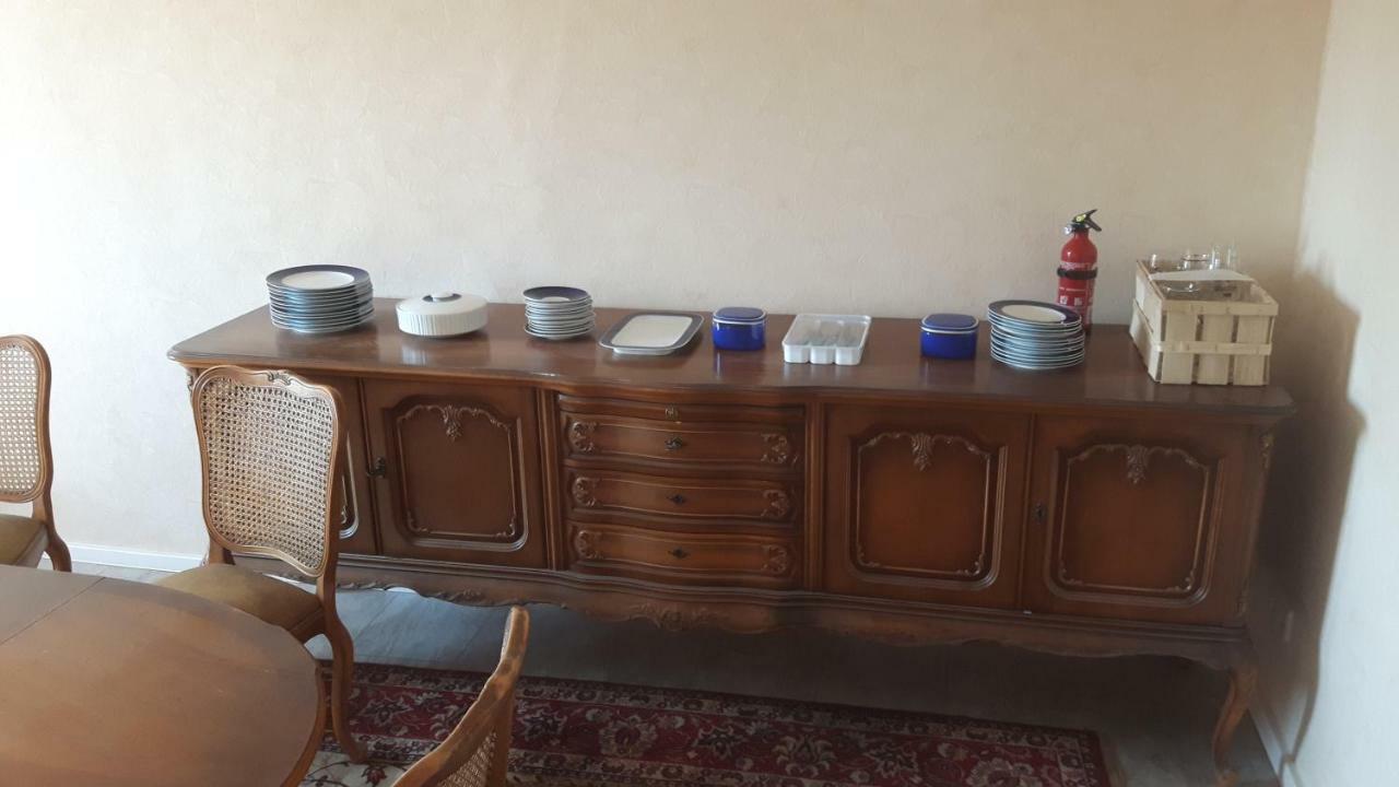Alter Deutscher Ring كريفيلد المظهر الخارجي الصورة